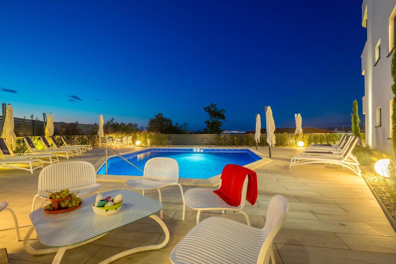 Villa Poseidon Rova By El-Pi Tours Malinska Kültér fotó